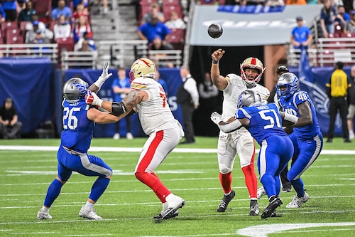 St. Louis Battlehawks players in action