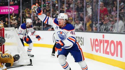Edmonton Oilers and Dallas Stars face off in the 2025 NHL playoffs, featured in nhl standings