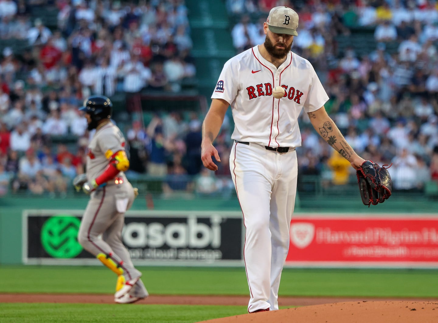 Rafael Devers launches his first career walk-off homer at Fenway Park