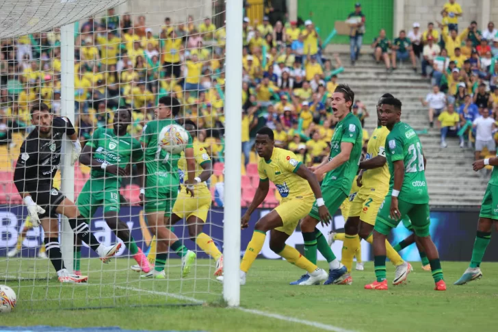 La Equidad frente a Atlético Bucaramanga en Liga BetPlay 2025-I