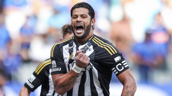 Momento do clássico Cruzeiro vs Atlético Mineiro no estádio Mineirão