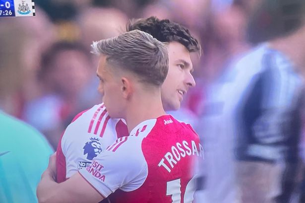 Kieran Tierney receives ovation from Arsenal fans as he prepares for a Celtic return