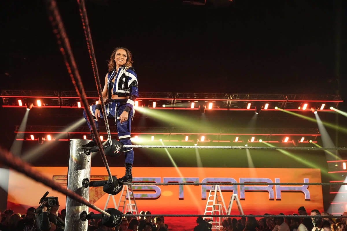Zoey Stark in action before her knee injury on WWE Raw